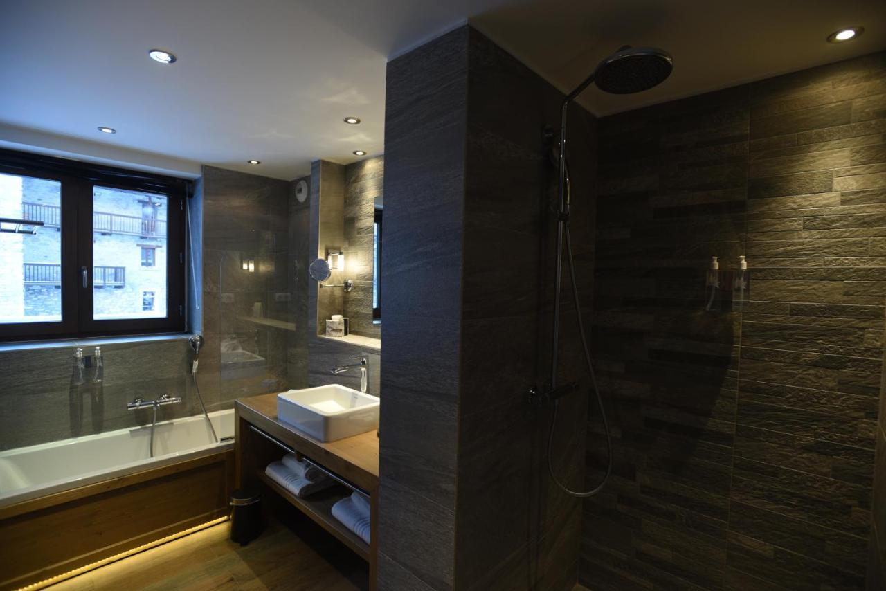 La Toviere Hotell Val-dʼIsère Exteriör bild